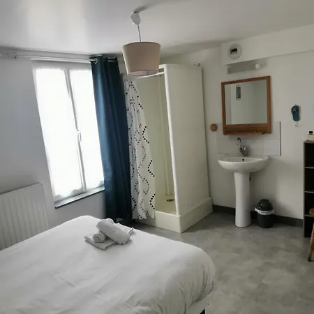 Hotel Mon Petit Cafe La Rochelle (Charente-Maritime)